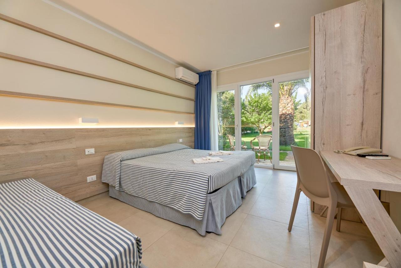 Hotel Villa Rodriguez Capoliveri  Ngoại thất bức ảnh