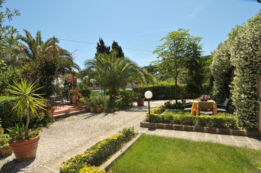 Hotel Villa Rodriguez Capoliveri  Ngoại thất bức ảnh